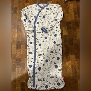 Magnetic me nightgown newborn